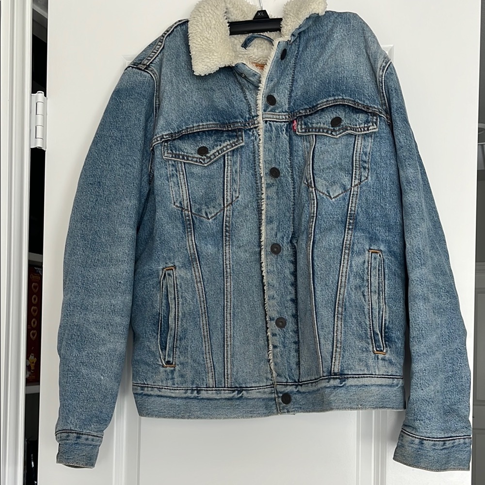 Denim Levi’s Sherpa Jacket